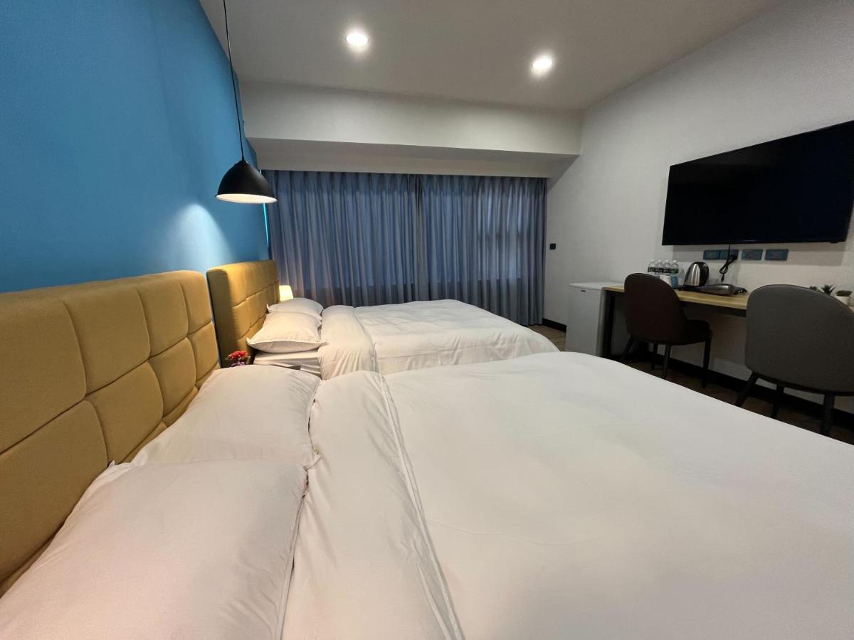 Lulu Inn Tainan Bagian luar foto